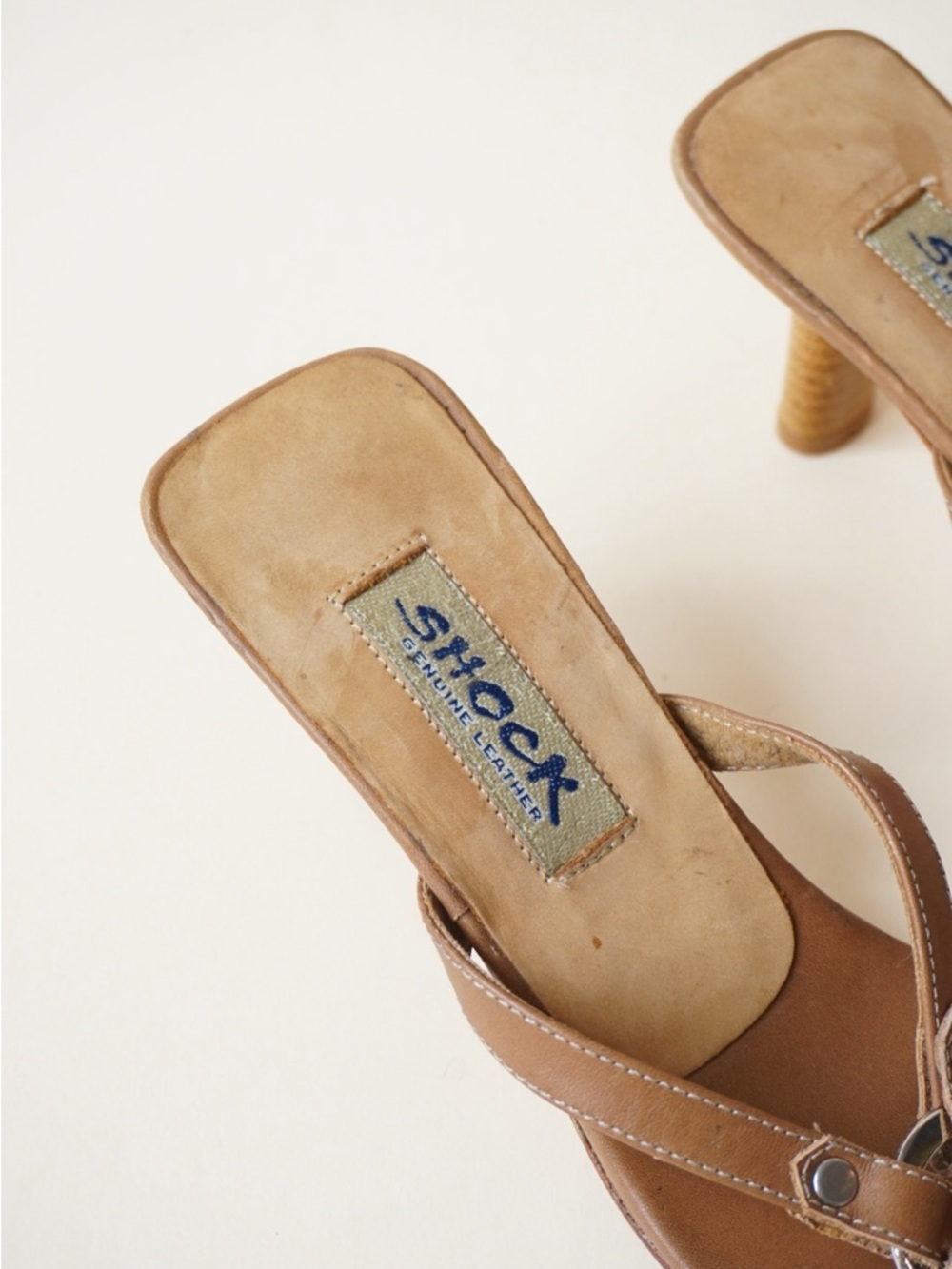 Shock Vintage Columbian Made Leather Ring Square Toe Y2K Heels - Size 37 - Picture 10 of 10